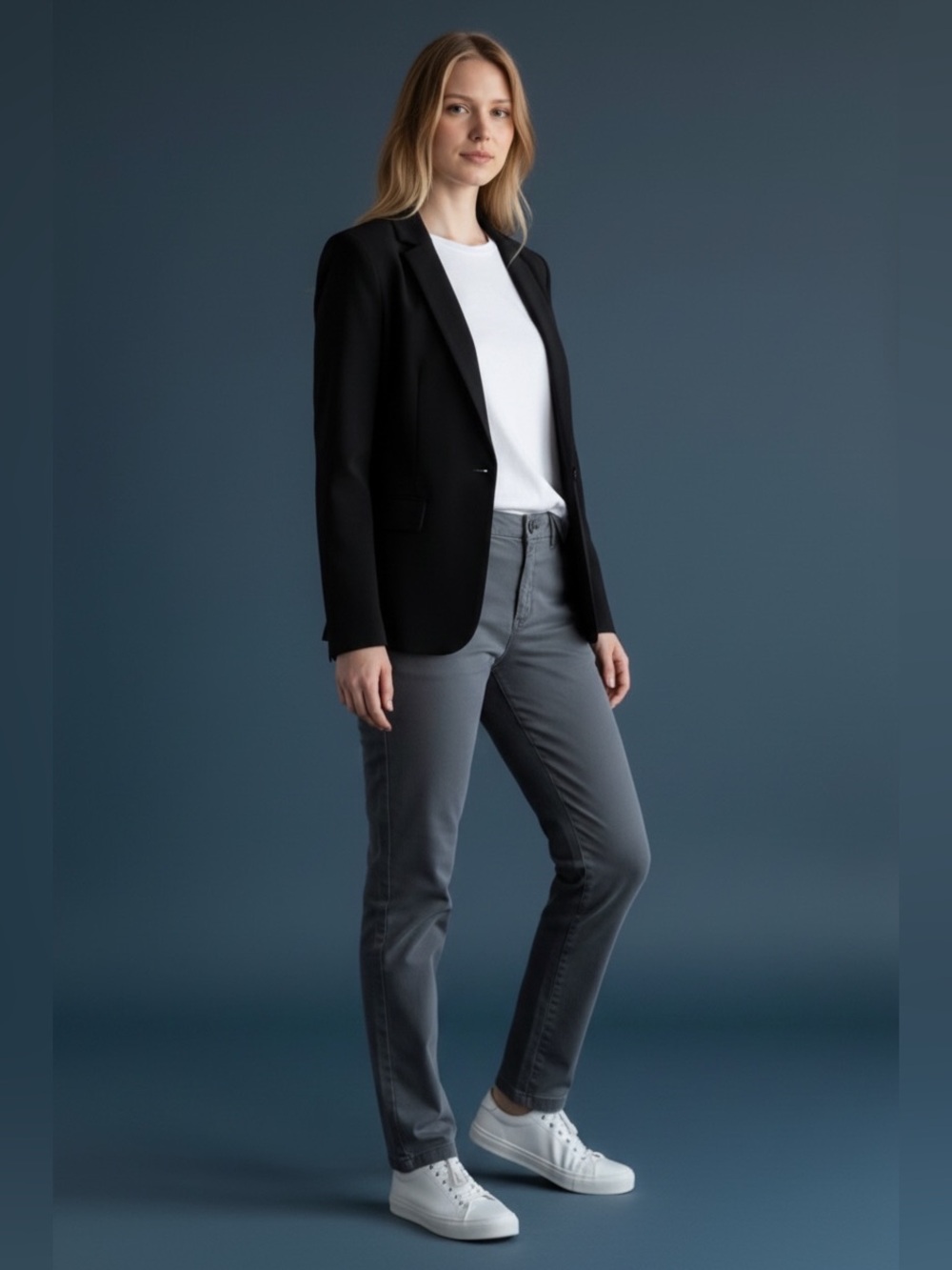 Gap Women’s Straight-Leg Girlfriend Chino Pants in Faded Gray